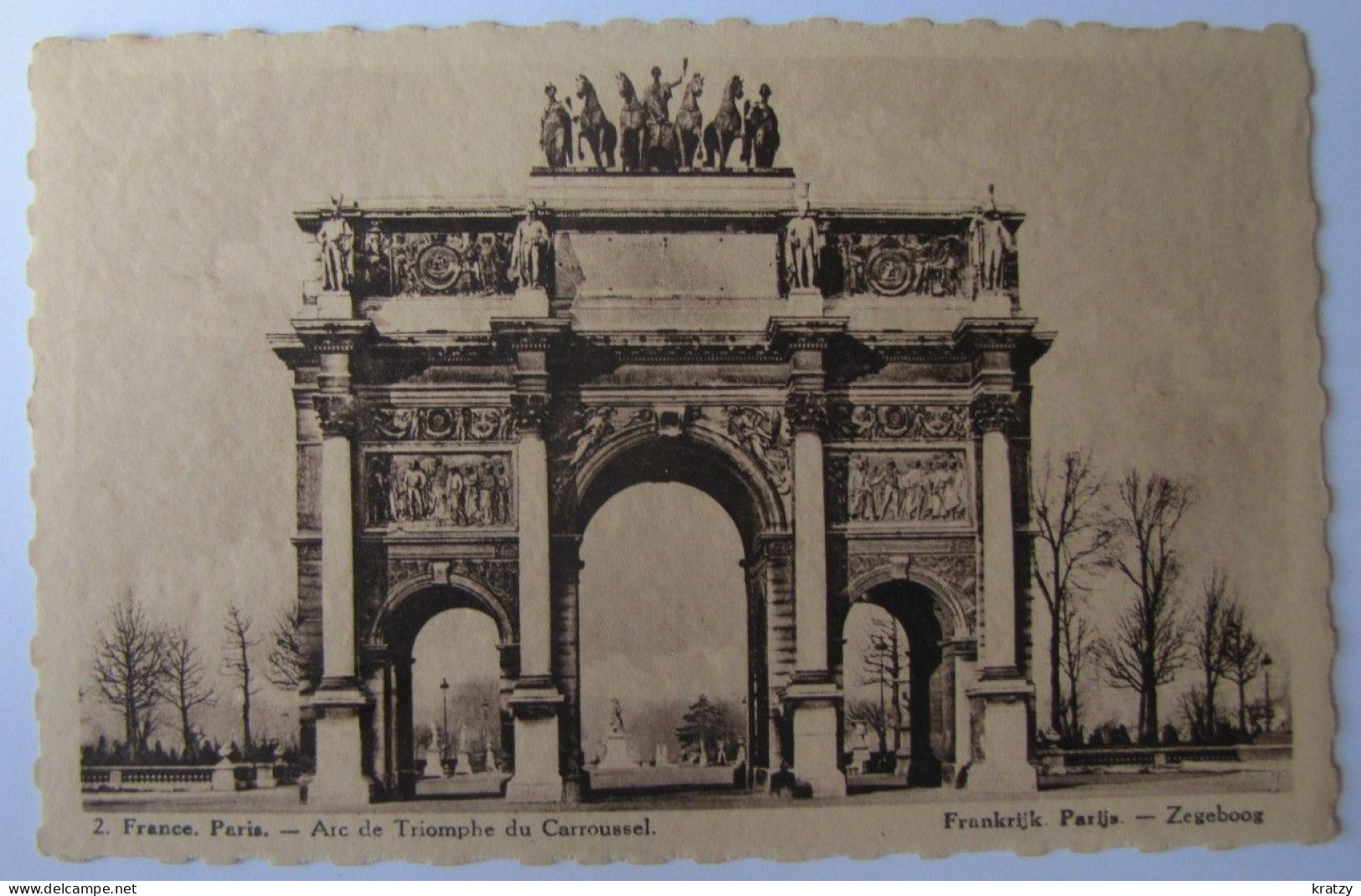 FRANCE - PARIS - L'Arc De Triomphe - Triumphbogen