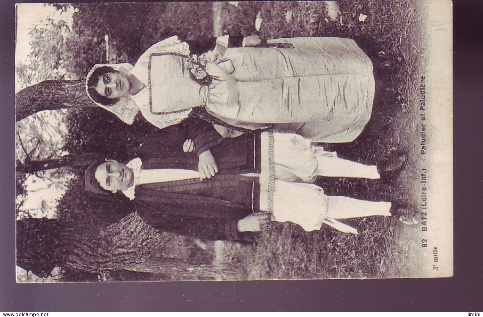 44 - BATZ - COUPLE EN COSTUME - PALUDIER ET PALUDIERE - ANIMEE -  - Batz-sur-Mer (Bourg De B.)