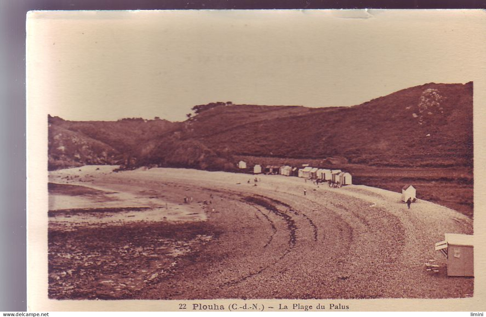 22 - PLOUHA - LA PLAGE DU PALUS - ANIMEE -  - Plouha