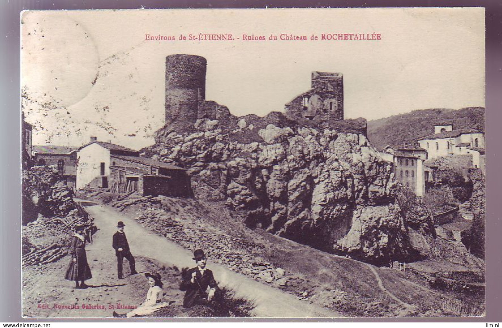42 - ROCHETAILLEE - RUINES DU CHATEAU - ANIMEE -  - Rochetaillee