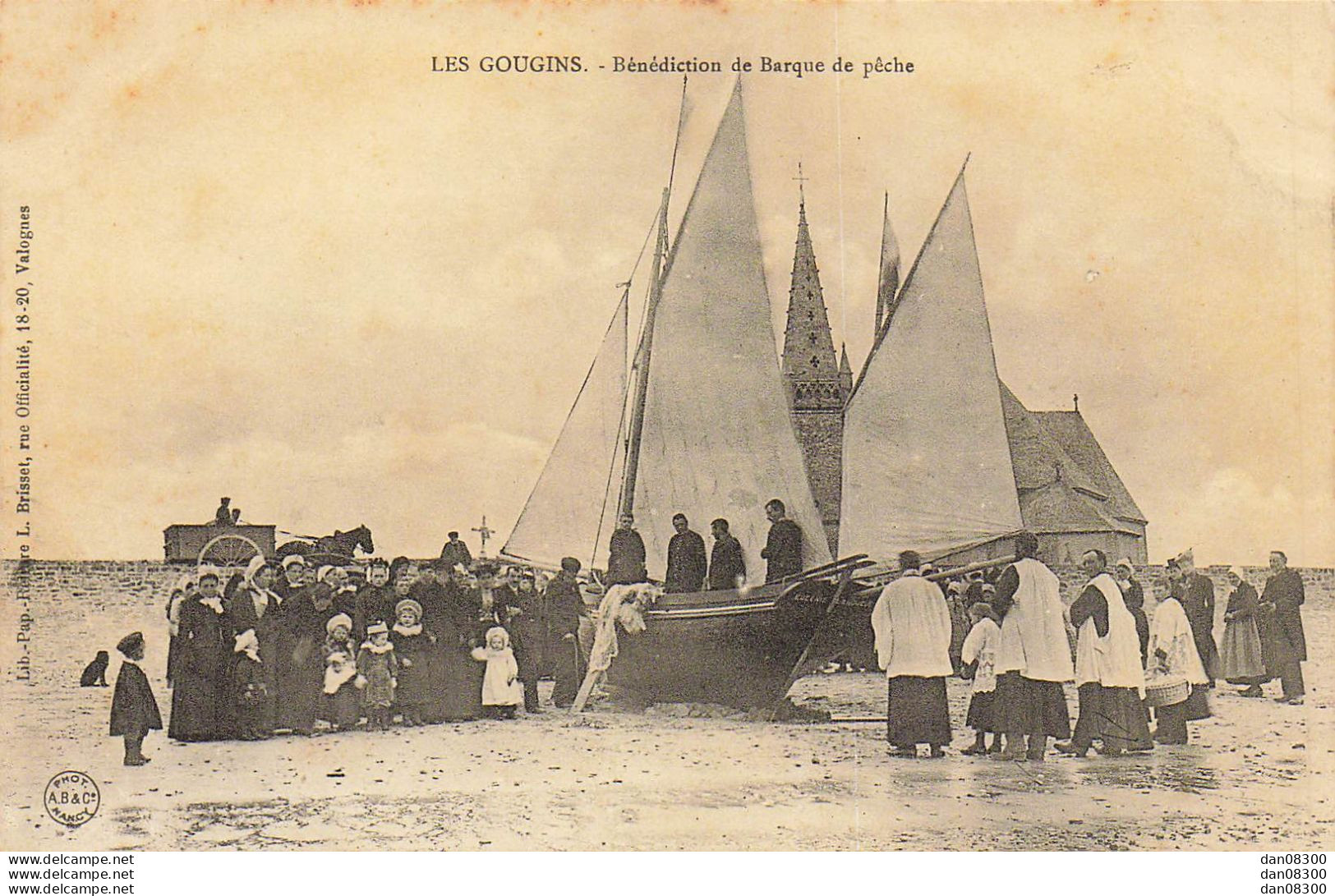 50 LES GOUGINS BENEDICTION DE BARQUE DE PECHE - Fishing Boats