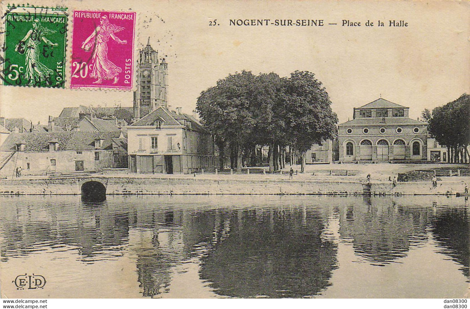 10 NOGENT SUR SEINE PLACE DE LA HALLE - Nogent-sur-Seine