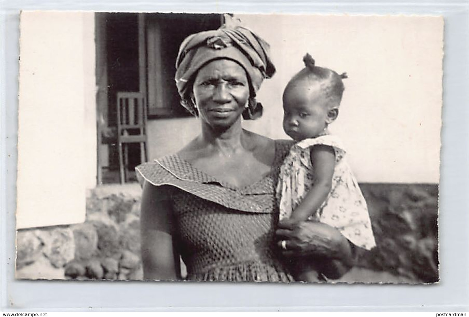 Missions Des Soeurs De La Sainte-Famille En Guinée - Mère Et Son Enfant - Ed. Mission  - Guinée