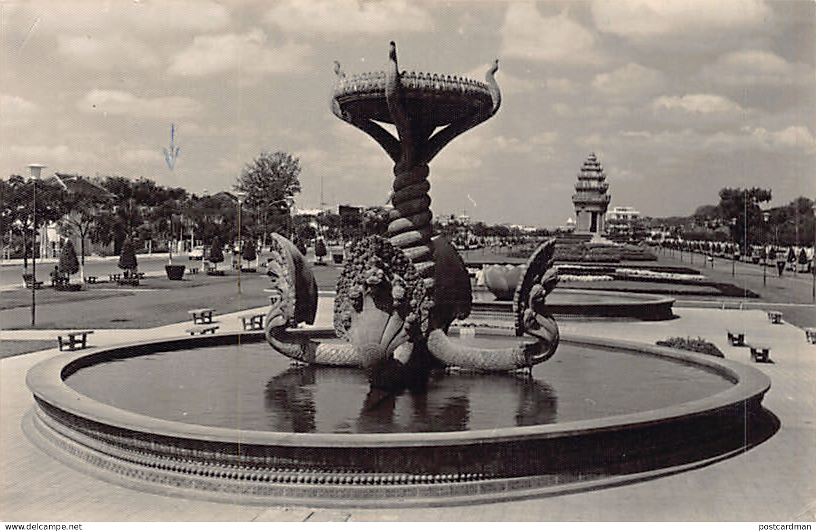 Cambodge - PHNOM PENH - Monument De L'Indépendance - Ed. Duong Donary  - Cambodja