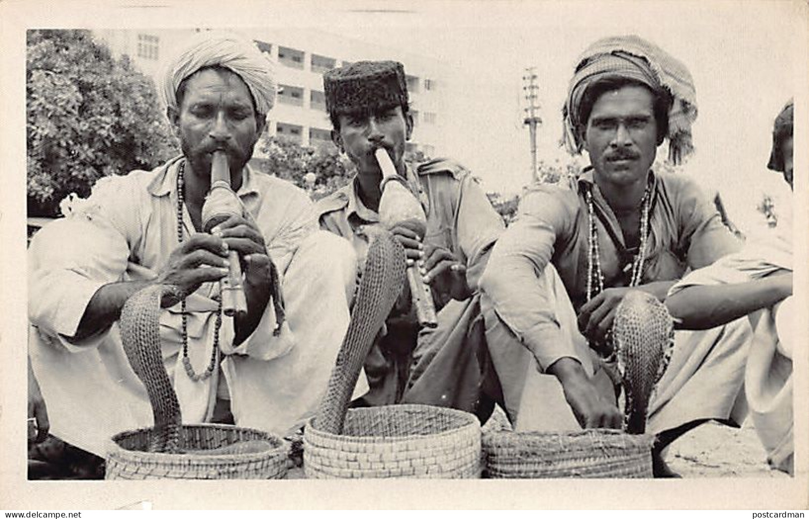 Pakistan - KARACHI - Snake Charmer - REAL PHOTO - Publ. Zain Traders  - Pakistán