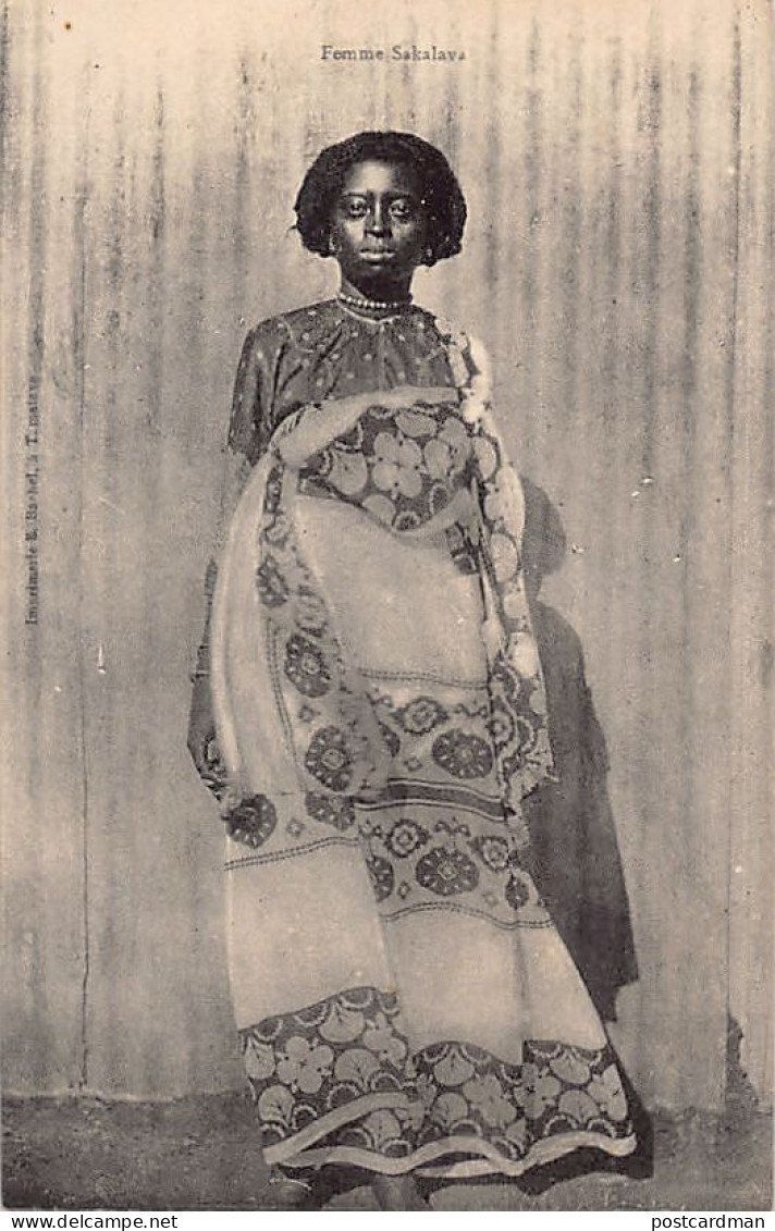 Madagascar - Femme Sakalava - Ed. E. Bachel  - Madagascar