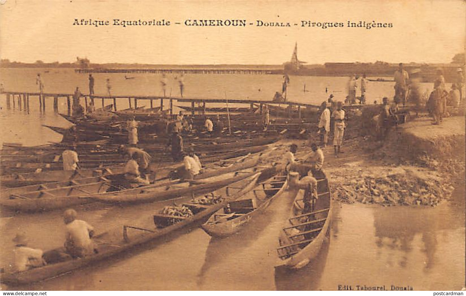 Cameroun - DOUALA - Pirogues Indigènes - Ed. Ets. Tabourel  - Cameroun