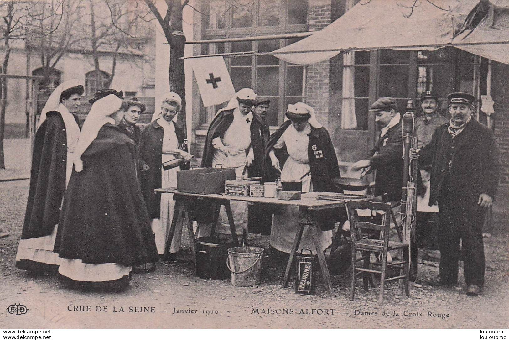 DAMES DE LA CROIX ROUGE A MAISONS ALFORT CRUE DE LA SEINE 1910 - Rotes Kreuz