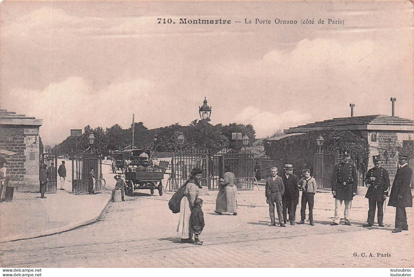 PARIS MONTMARTRE LA PORTE ORNANO - District 18