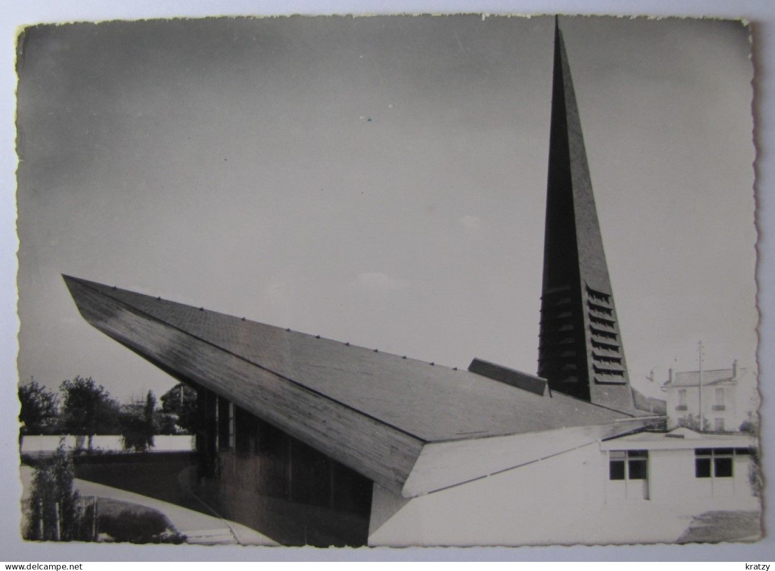 FRANCE - VAL D'OISE - ARNOUVILLE-les-GONESSES - Eglise Notre-Dame De La Paix - Arnouville Les Gonesses