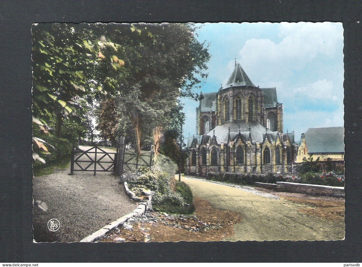 ST-HUBERT - CLOS DES ROSES ET BASILIQUE  - NELS  (14.305) - Saint-Hubert