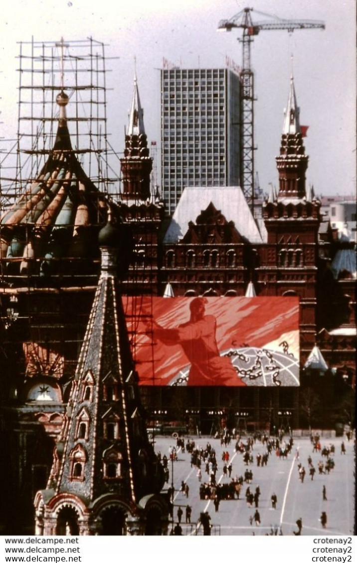 Photo Diapo Diapositive Slide URSS Depuis 1945 N°9 Constructions Modernes Au Centre De MOSCOU En 1972 VOIR ZOOM - Diapositivas