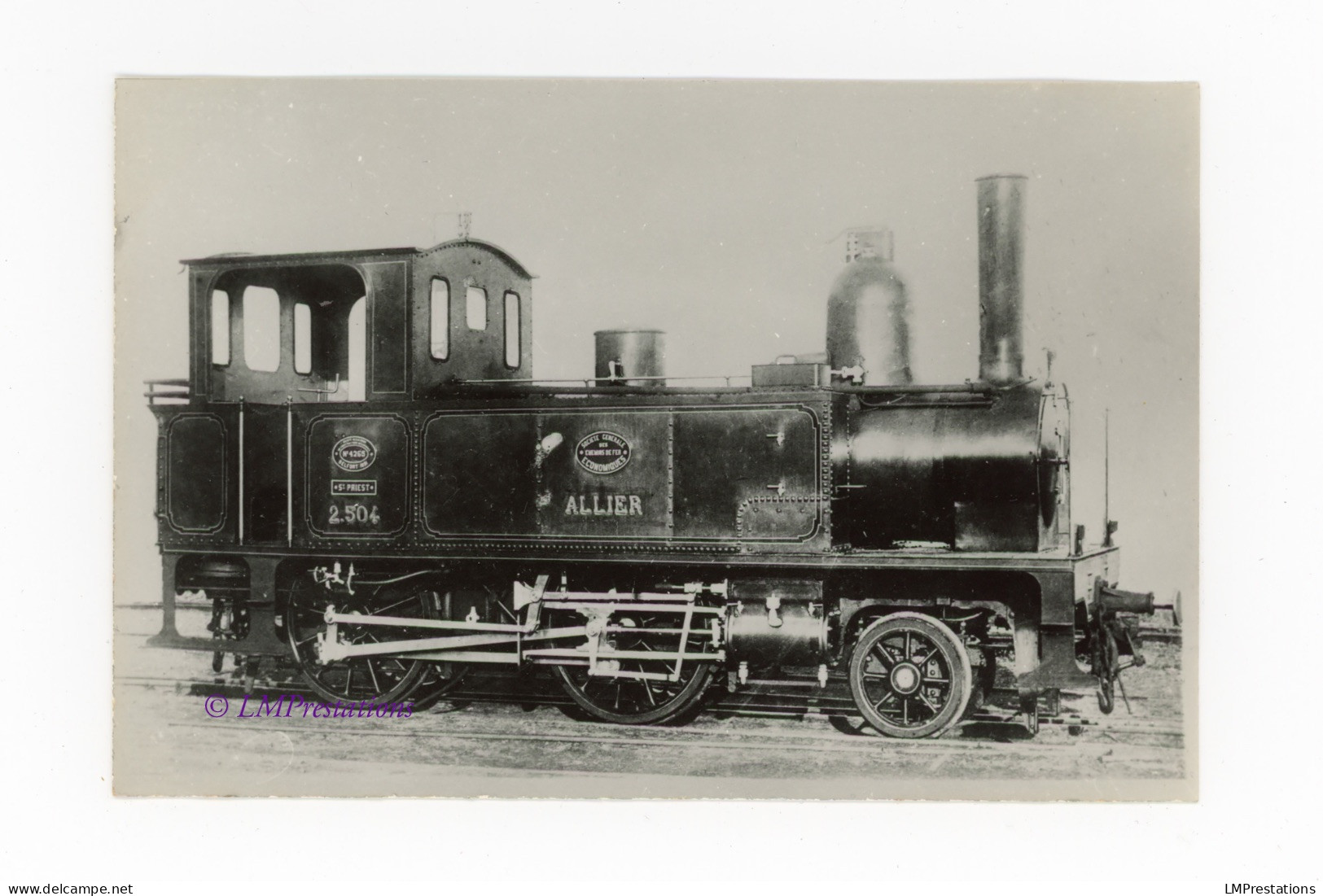 Photo Locomotive Allier 2.504 Saint Priest France Train Gare Chemin Chemins Fer Motrice Vapeur économiques SACM Belfort - Trains