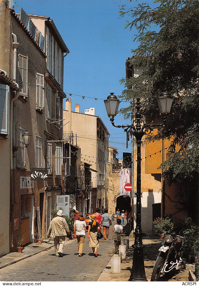 SAINT TROPEZ  Rue Des Remparts  29 (scan Recto Verso)MF2718BIS - Saint-Tropez