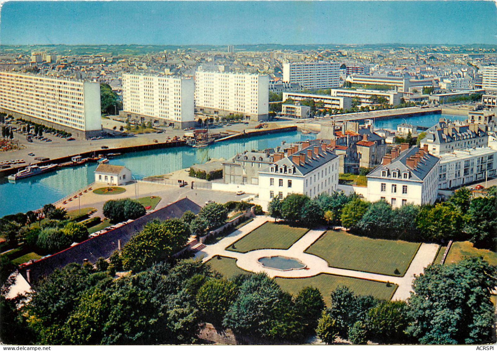 LORIENT Vue Panoramique D Une Partie De La Ville 24(scan Recto Verso)MF2743 - Lorient