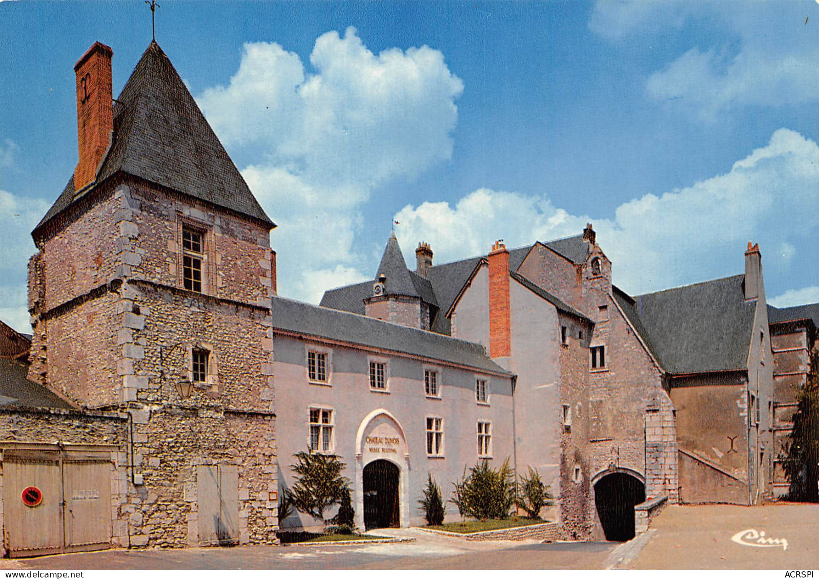 BEAUGENCY  La Place Et Le Chateau Dunois  17 (scan Recto Verso)MF2748TER - Beaugency