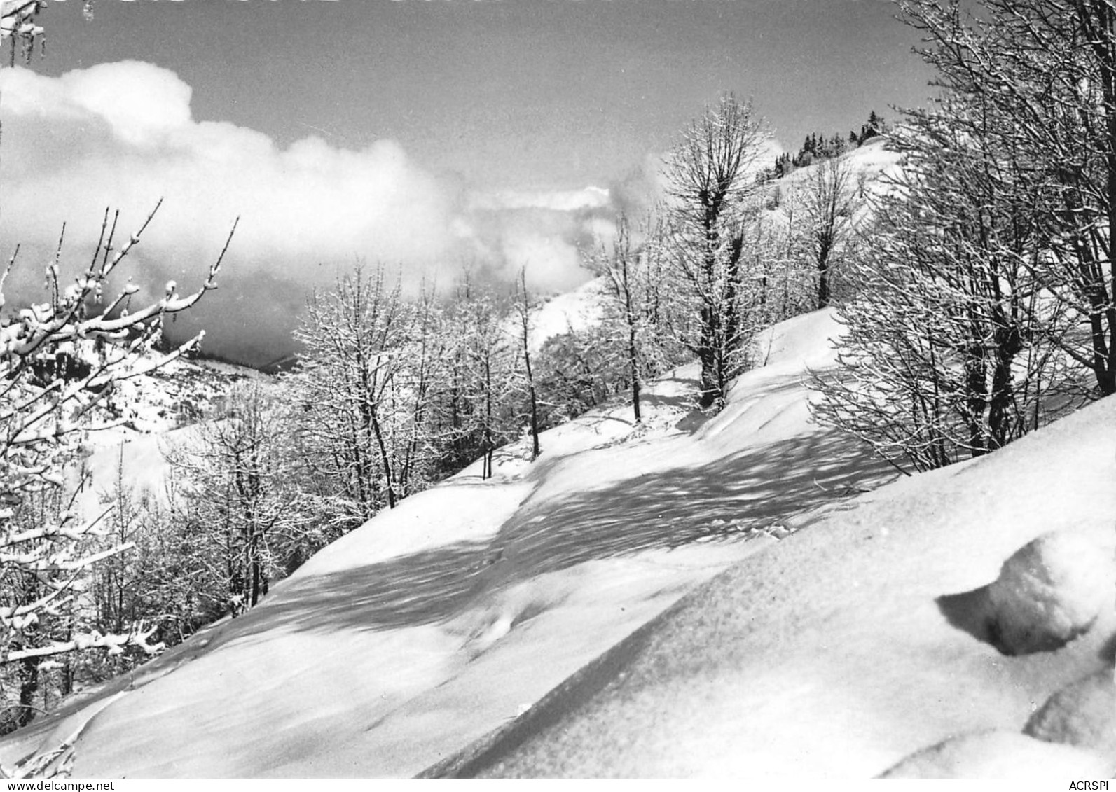 73 Méribel Les Allues Le Manteau De Neige  (scan R/V)  33 \PC1203 - Courchevel