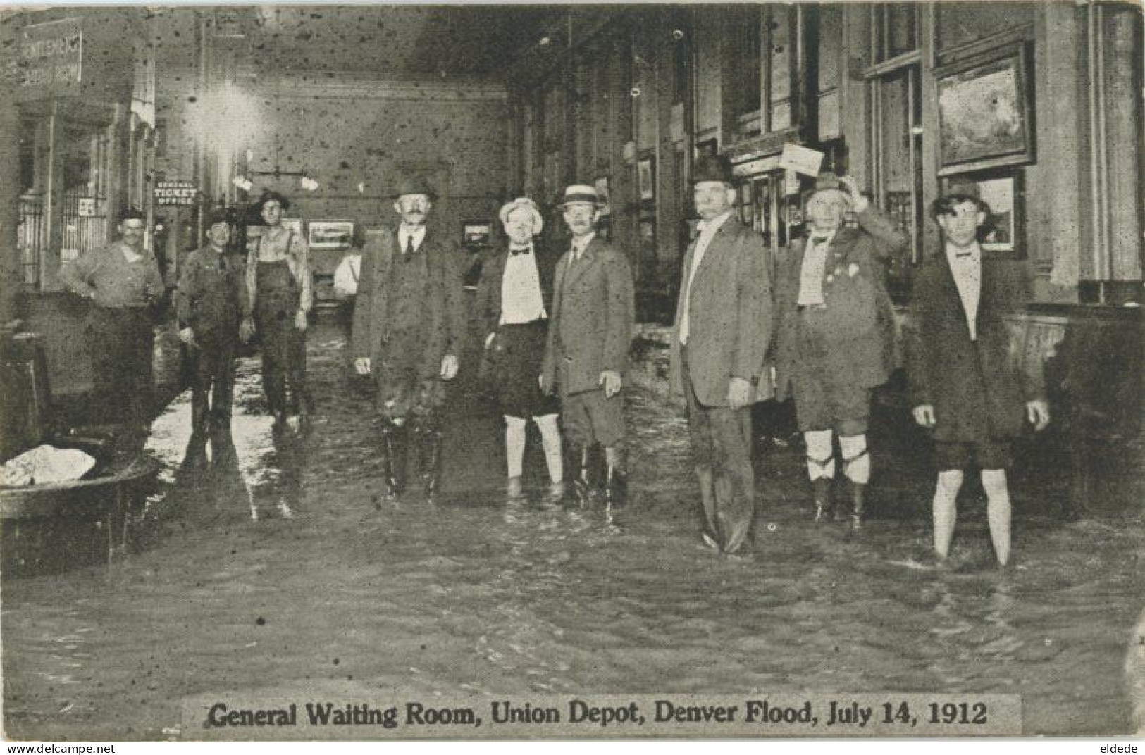 4 Cards Denver Flood  Sufferes Recurers  Union Depot - Denver