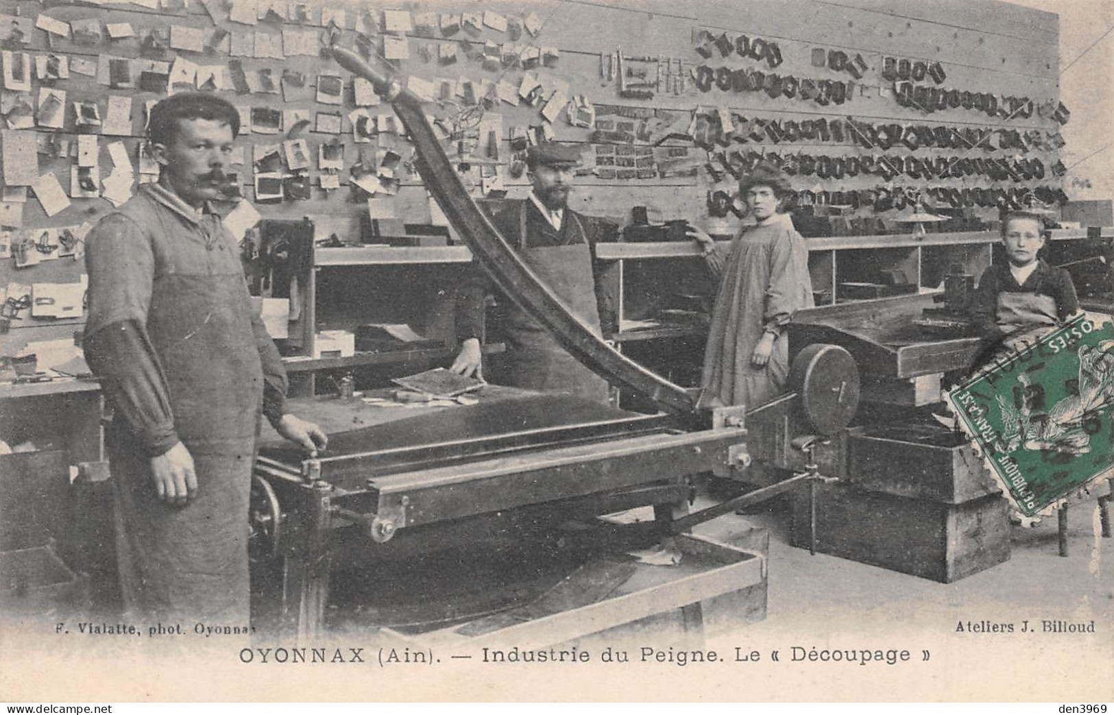 OYONNAX (Ain) - Industrie Du Peigne - Le Découpage - Voyagé 191? (2 Scans) - Oyonnax
