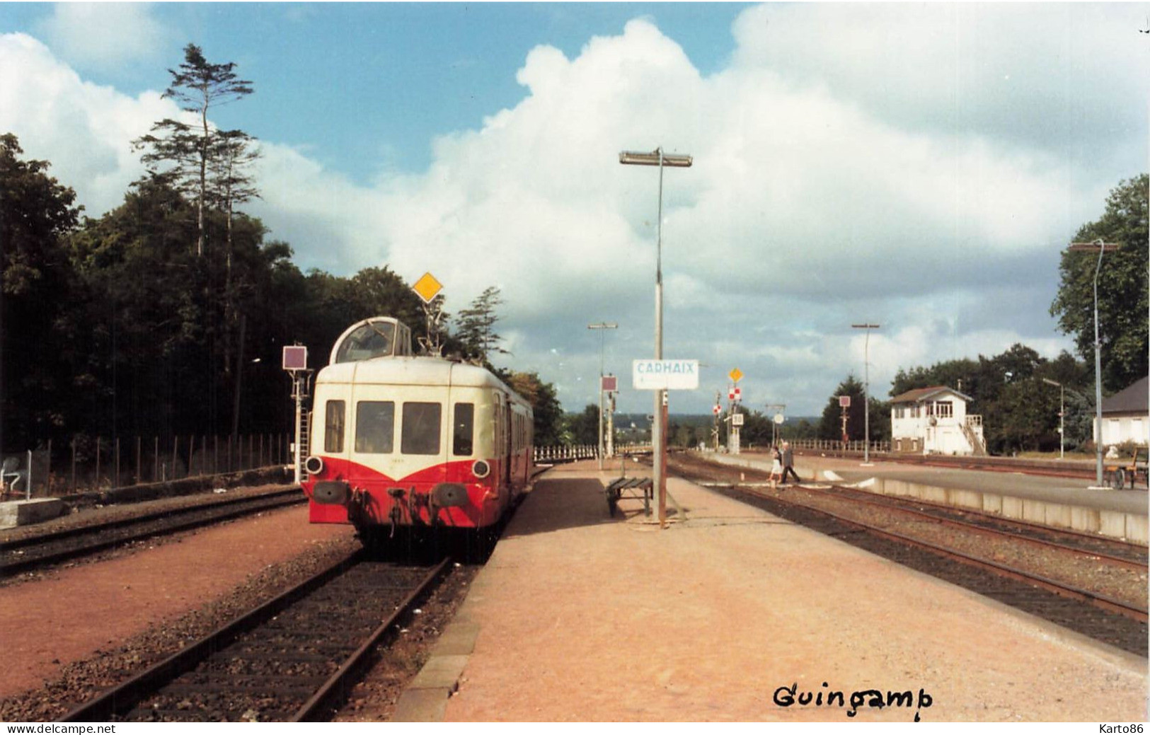 Guingamp * La Gare * Train Machine Autorail * Ligne Chemin De Fer * Photo Ancienne 1980 9x14cm - Guingamp