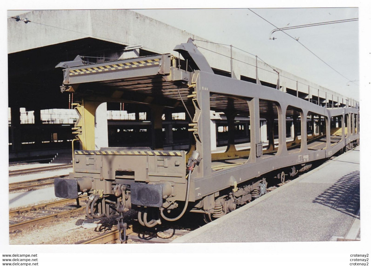 PHOTO TRAINS Wagon Porte Autos En Gare De PARIS BERCY Non Datée - Trains