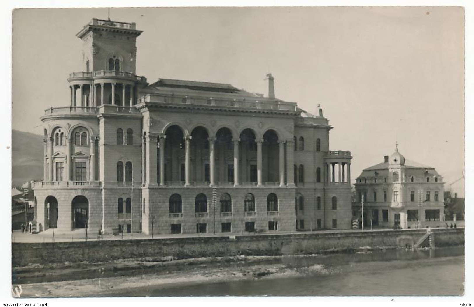 CPA Photo 9 X 14 Macédoine (2)  Le Cercle Militaire De SKOPLJE  Texte De La Correspondance - Noord-Macedonië