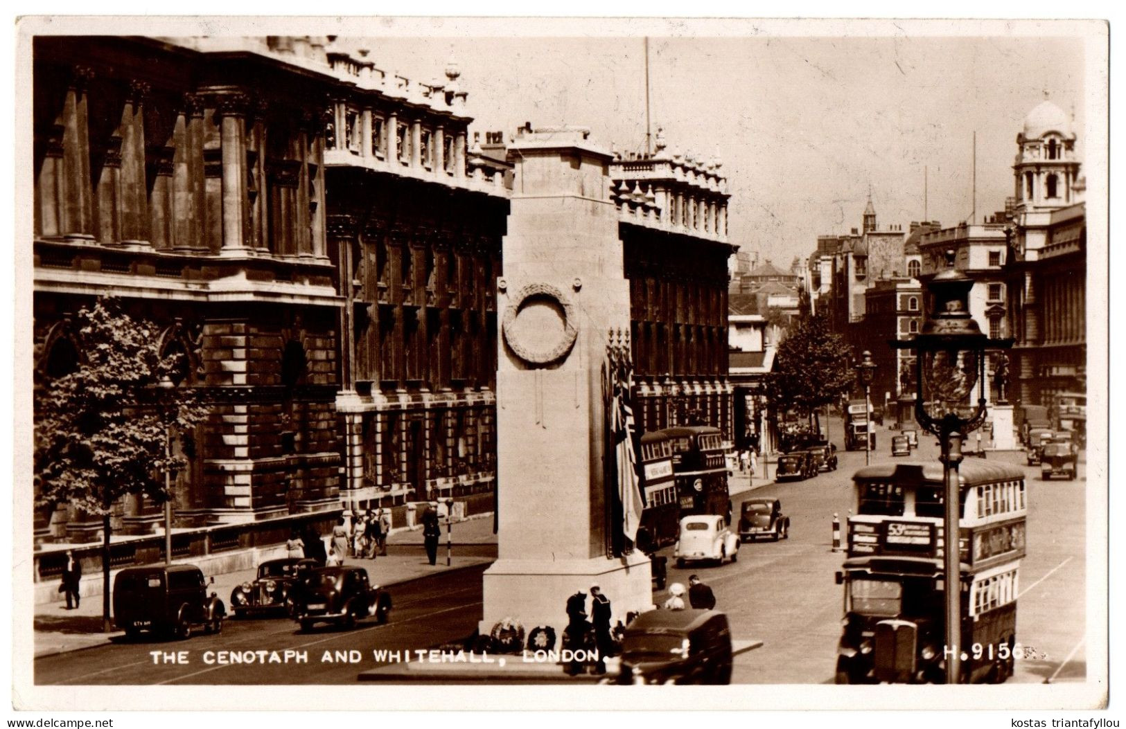 1.10.6 ENGLAND, LONDON, THE CENOTAPH AND WHITEHALL, POSTCARD (BOTTOM LEFT AND UPPER RIGHT CORNER FOLD) - Whitehall