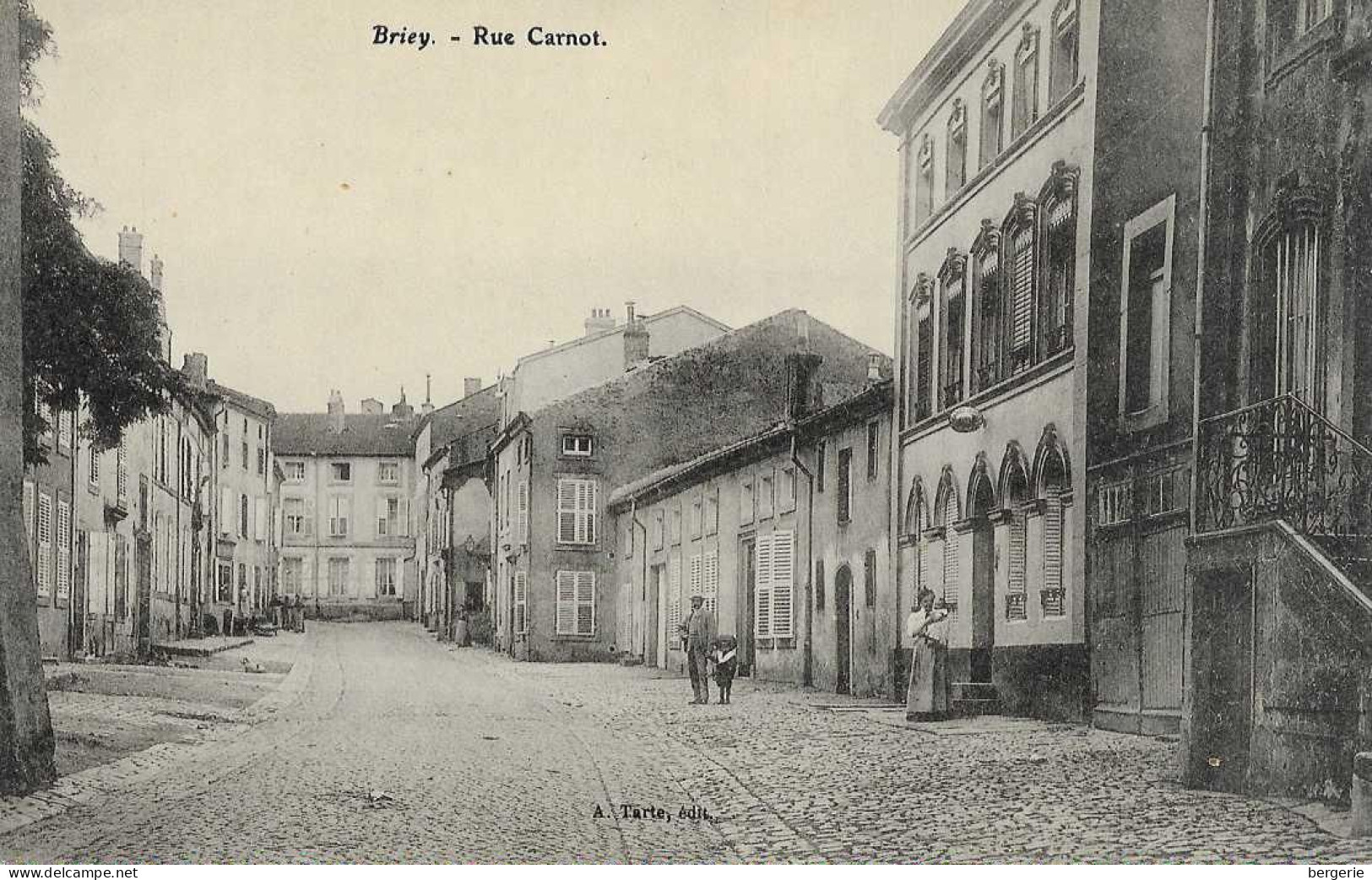 C/276                   54    Briey     -   Rue Carnot - Briey