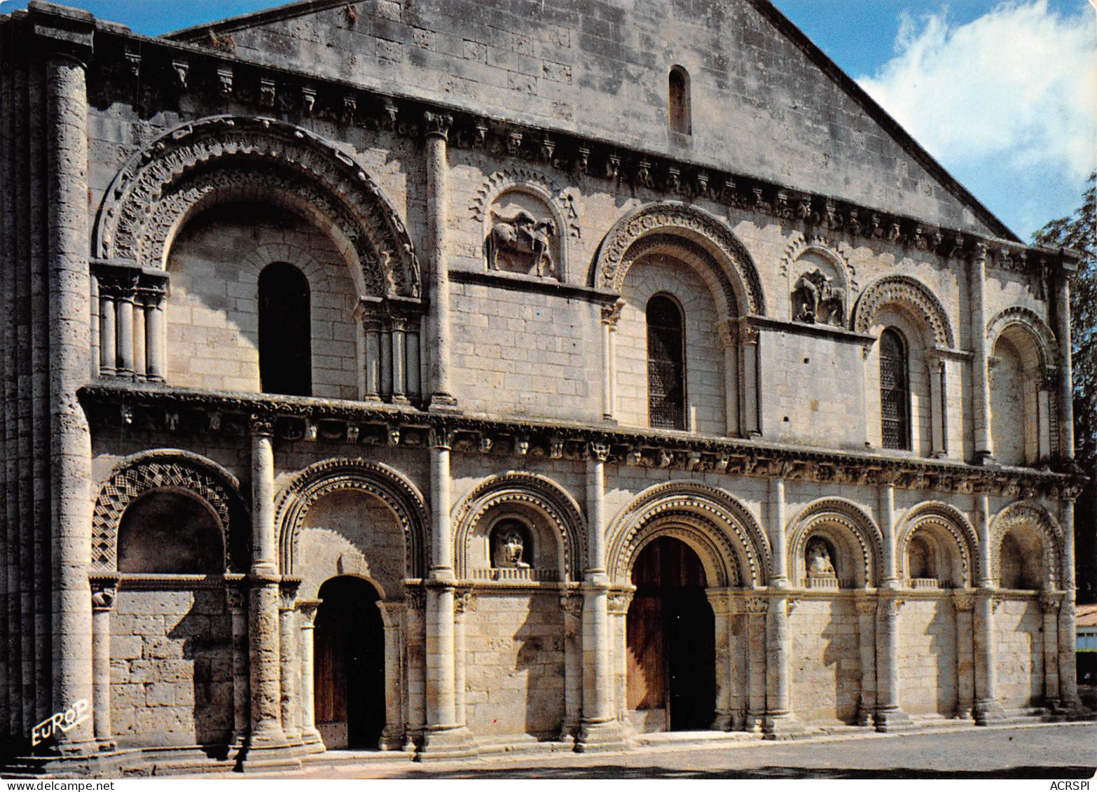 17  SURGERES La Facade De L'église  51 (scan Recto Verso)MF2769UND - Surgères