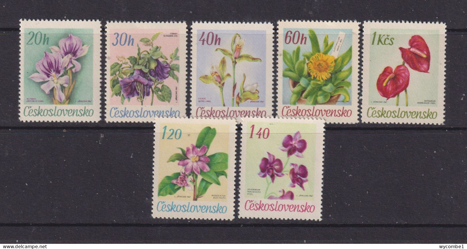 CZECHOSLOVAKIA  - 1967 Flowers Set Never Hinged Mint - Neufs