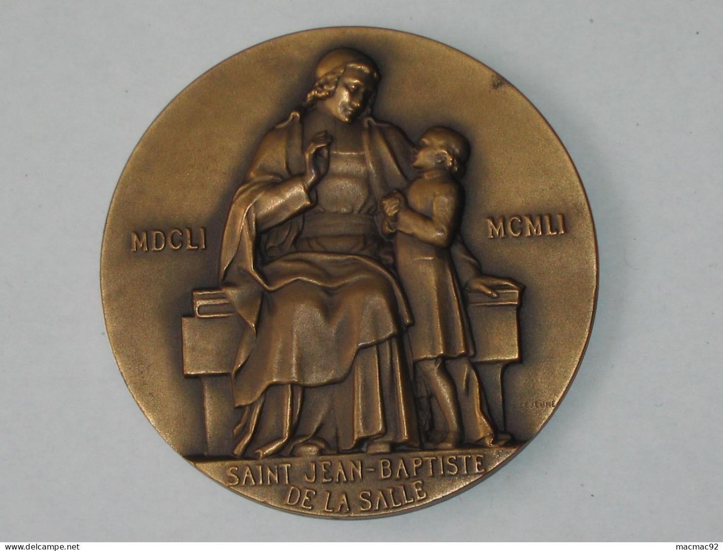 Médaille SAINT JEAN-BAPTISTE DE LA SALLE  - MDCLI-MCMLI **** EN ACHAT IMMEDIAT **** - Monarquía / Nobleza