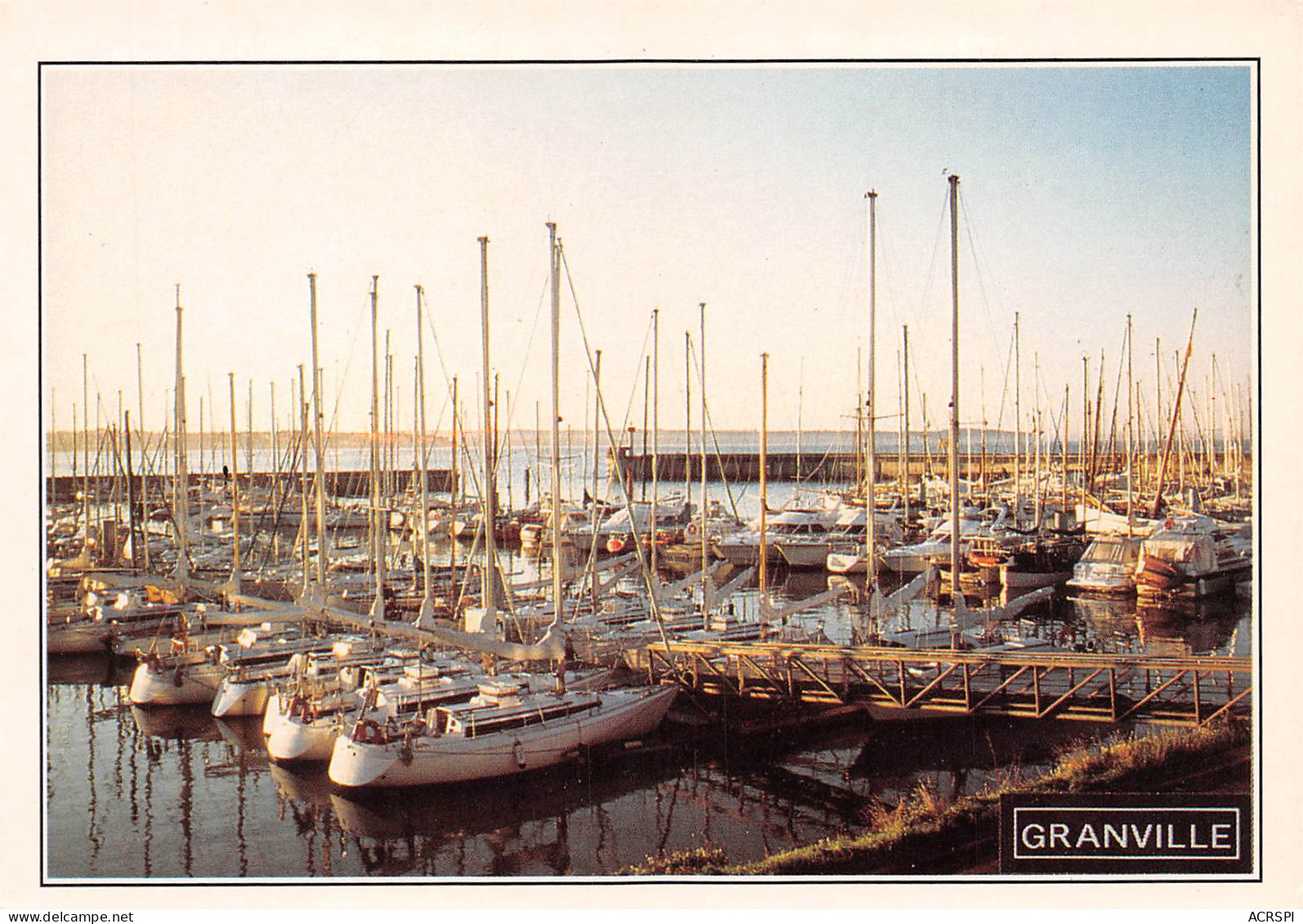 50 GRANVILLE  Le Port De Plaisance   40 (scan Recto Verso)MF2775UND - Granville