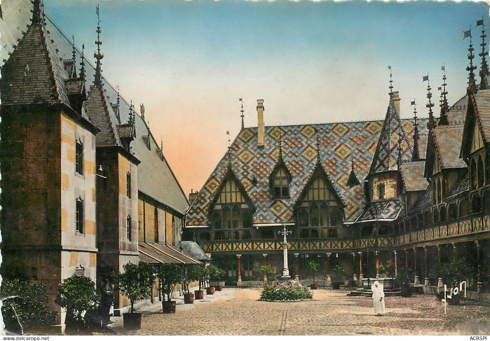 BEAUNE L Hospice La Cour D Honneur 11(scan Recto Verso)MF2792 - Beaune