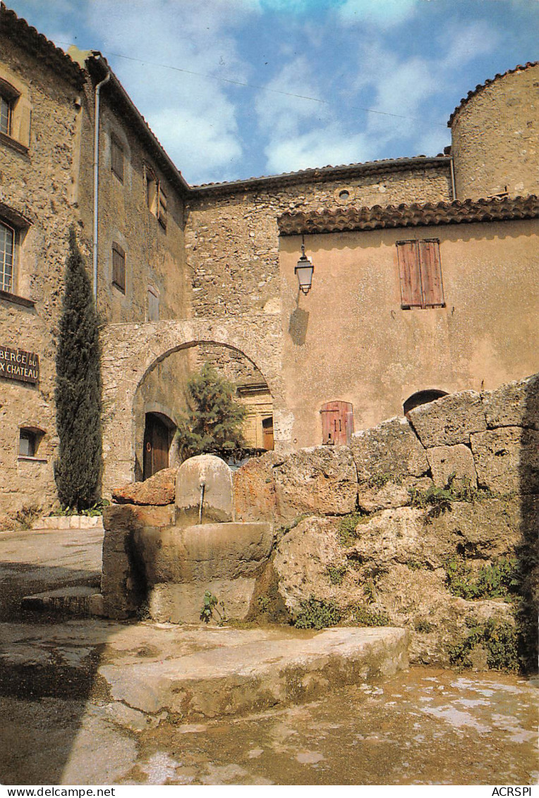 TOURTOUR Fontaine Devant Un Ancien Chateau Fortifié Prés De DRAGUIGNAN  12 (scan Recto Verso)MF2796TER - Draguignan
