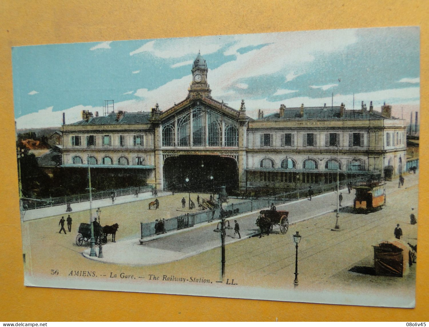 AMIENS -- Lot De 2 Cartes Différentes - La Gare Du Nord - Vues Extérieures - Bahnhöfe Ohne Züge