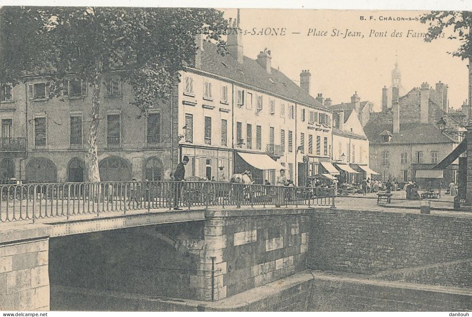 71 // CHALON SUR SAONE   Place Saint Jean  Pont Des Fainéants - Chalon Sur Saone