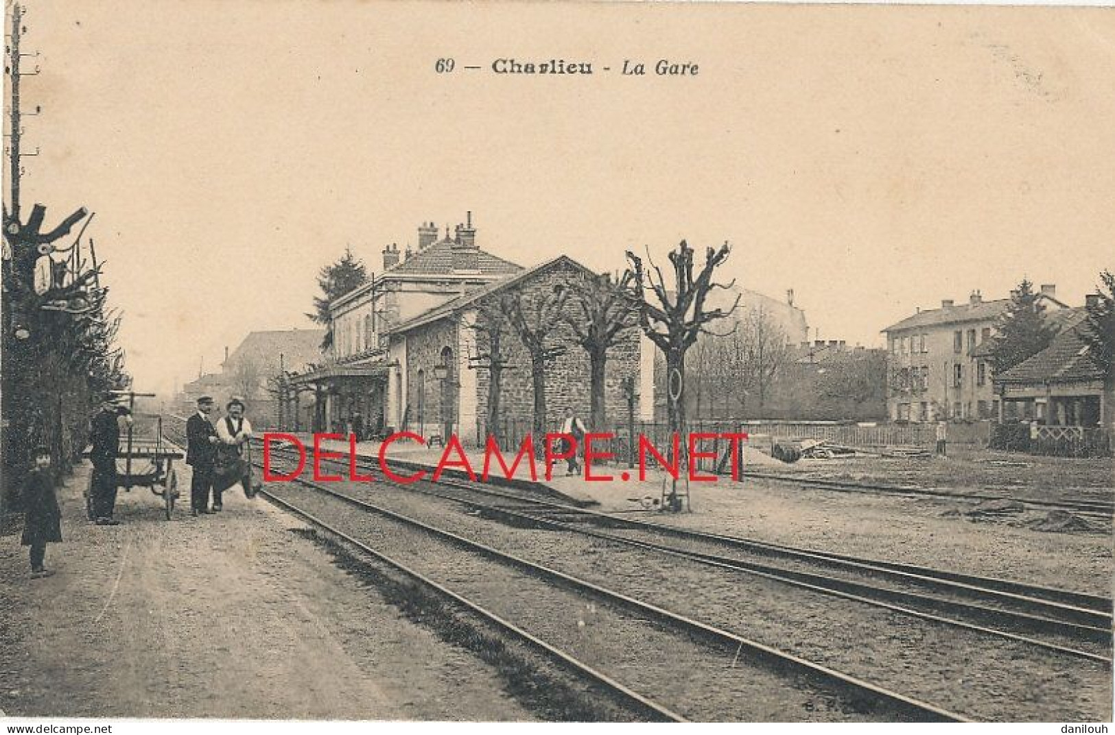 42 // CHARLIEU   La Gare  69 - Charlieu