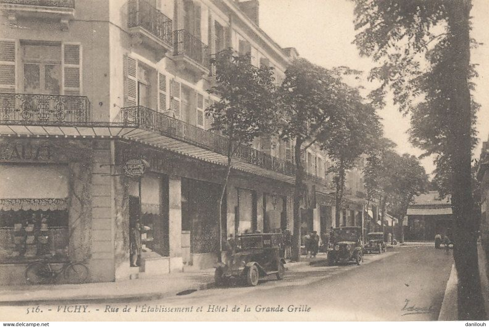 03 // VICHY  Rue De L'établissement Et Hotel De La Grande Grille 516 - Vichy