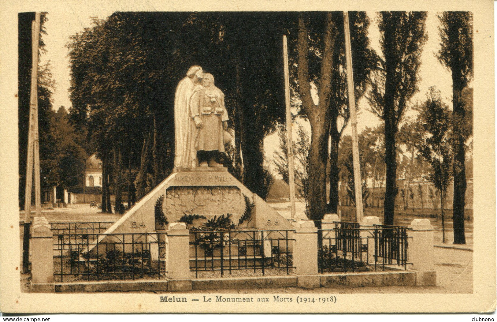 CPA - MELUN - MONUMENT AUX MORTS - Melun