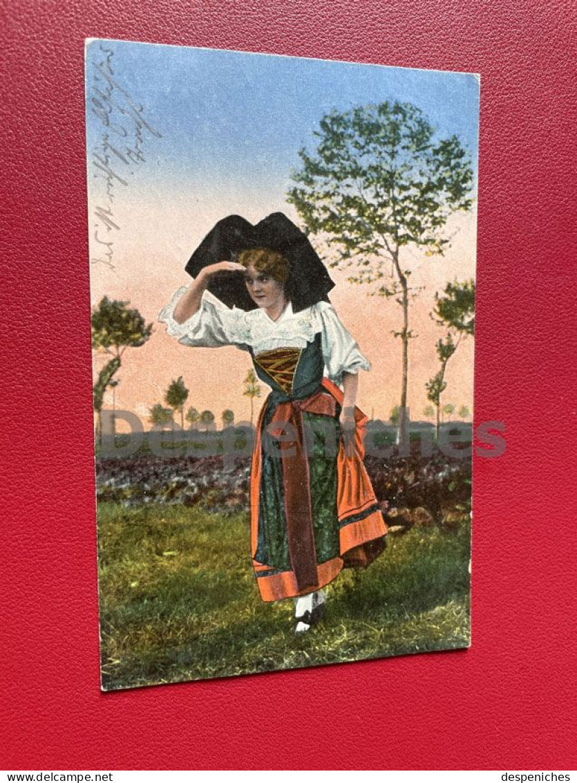 Alsace - Costumes - Lot De 9 Cartes - Trachten
