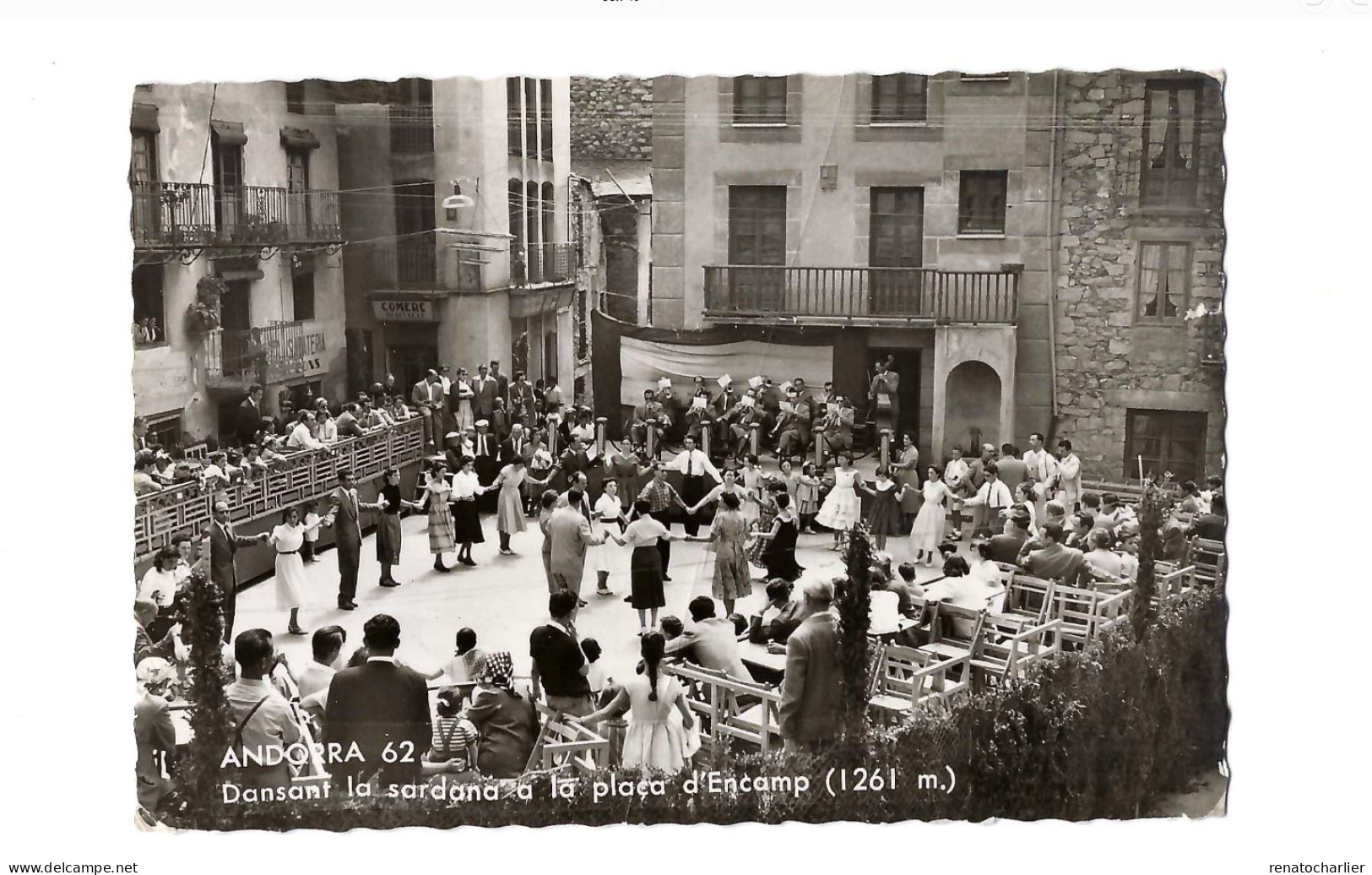Dansant La Sardane à La Place D'Encamp.Expédié à Cambrai. - Andorra