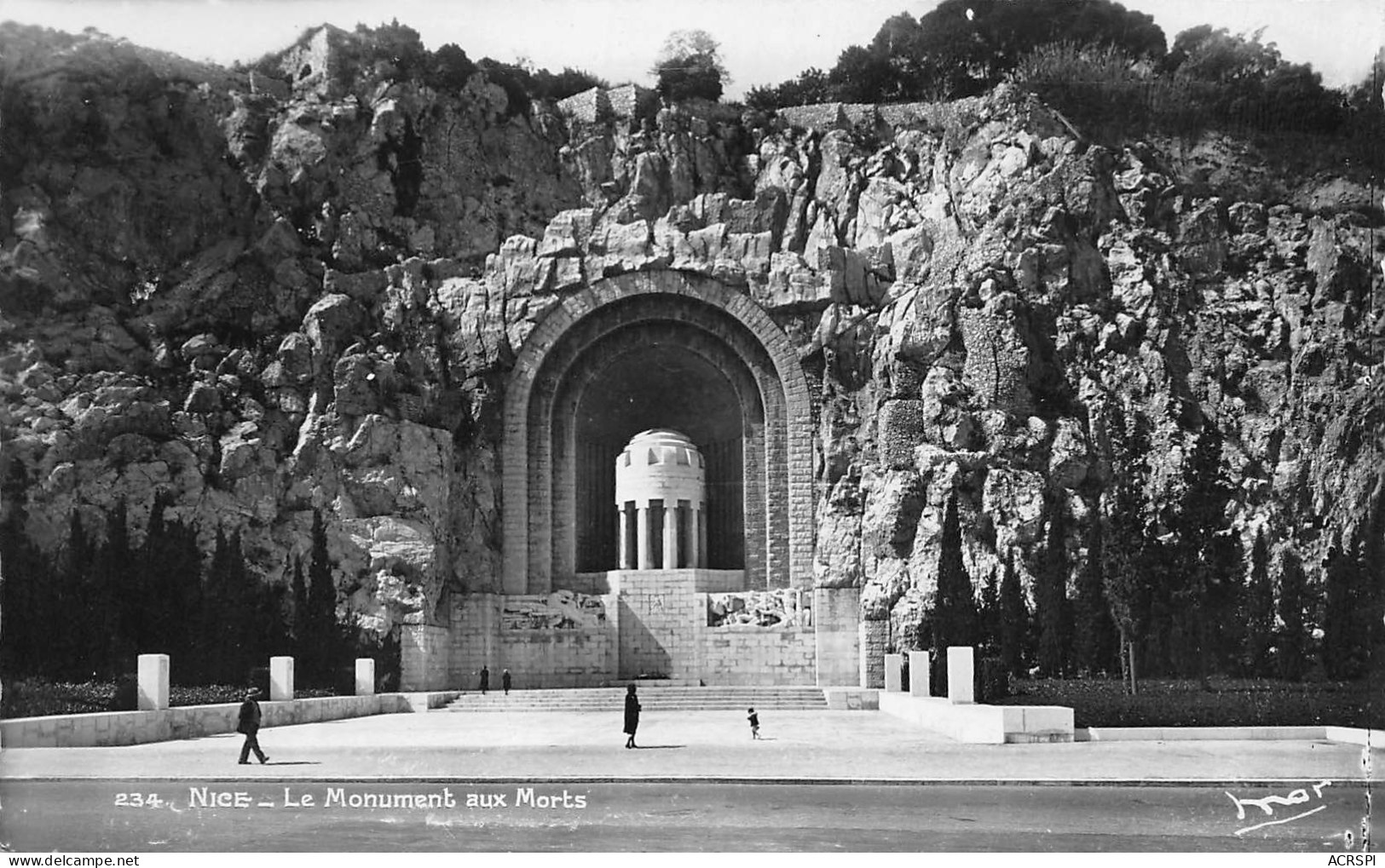 NICE BAIE DES ANGES Le Monument Aux Morts  2 (scan Recto Verso)ME2692TER - Monuments