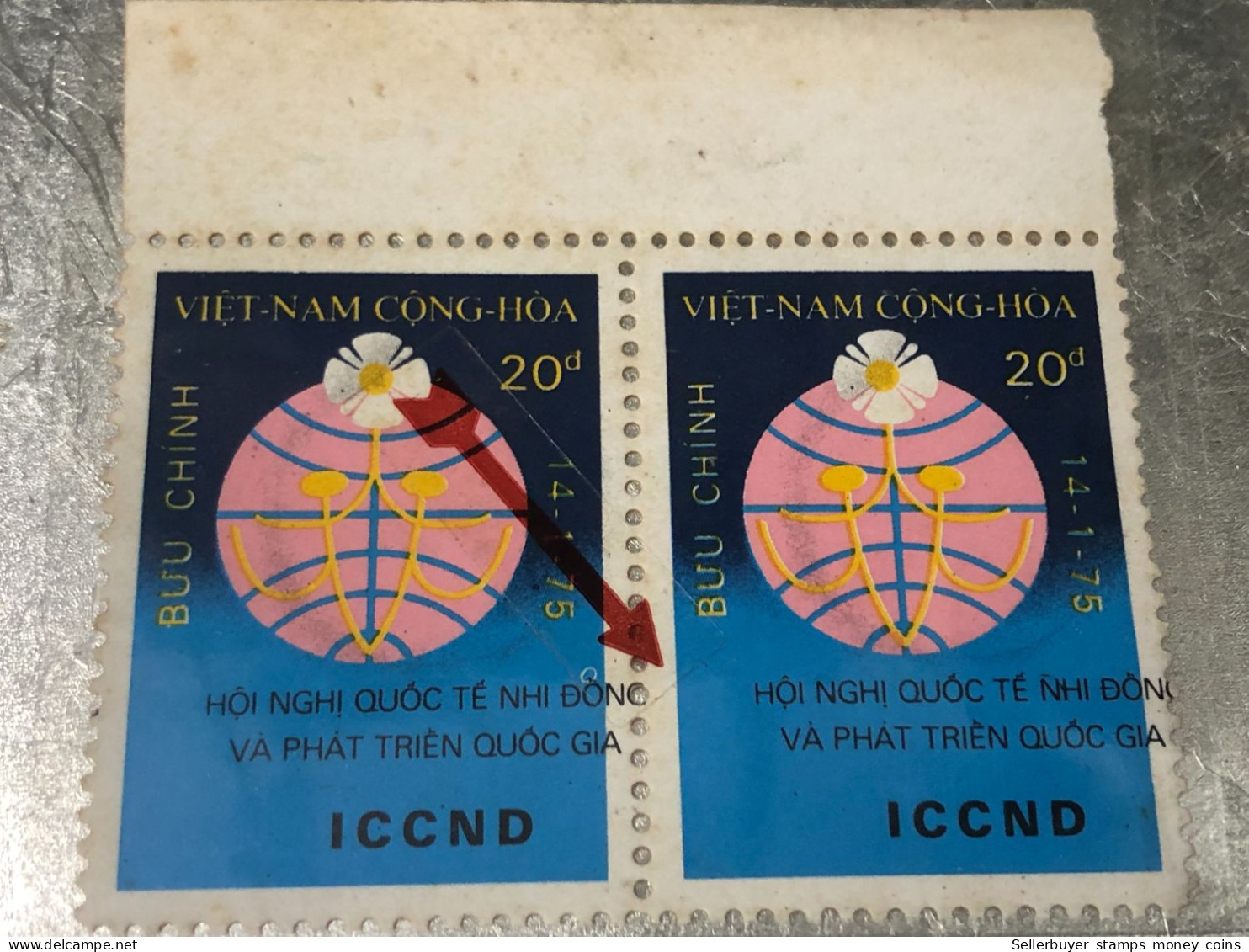 VIET NAM SOUTH STAMPS (ERROR Printed Deviate FONT 1975-20d Dong)2 STAMPS Vyre Rare - Vietnam