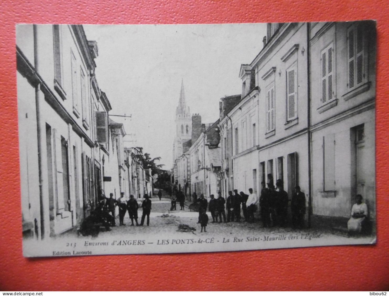 LES PONTS De CE  ( 49 ) N° 213 - La Rue St MAURILLE Vers L'église - Les Ponts De Ce