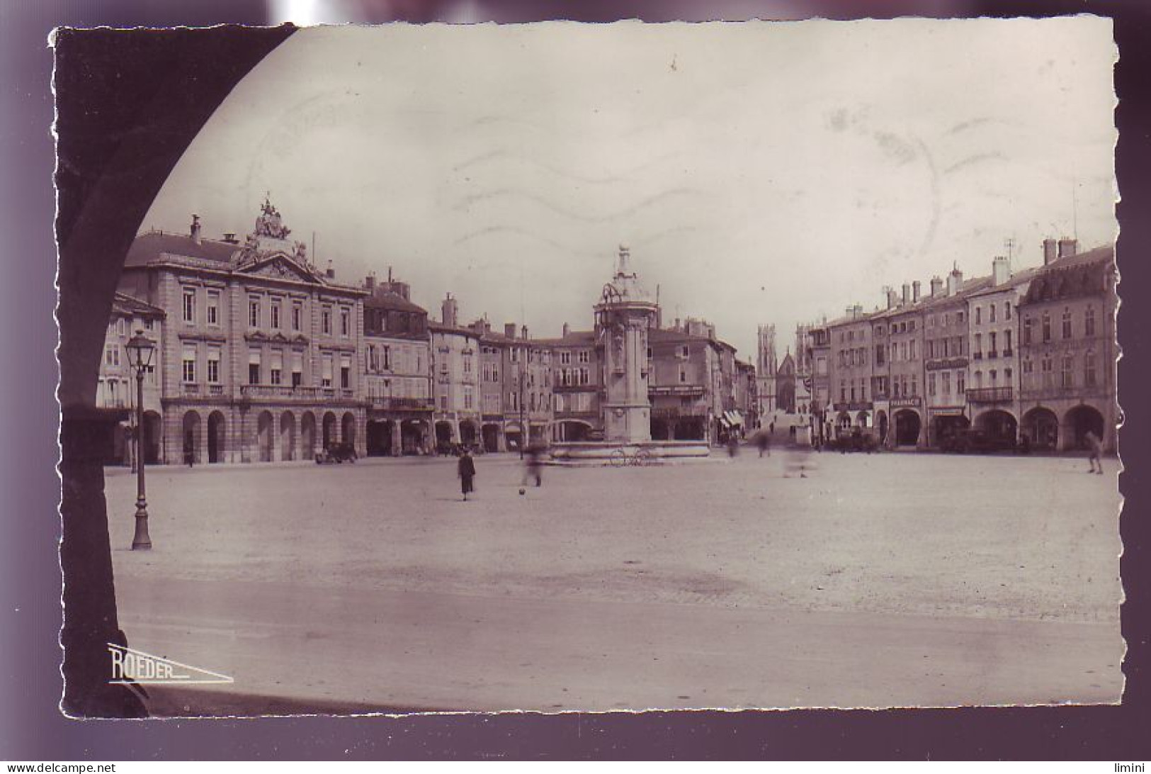 54 - PONT-à-MOUSSON - PLACE DURSE - ANIMÉE -  - Pont A Mousson