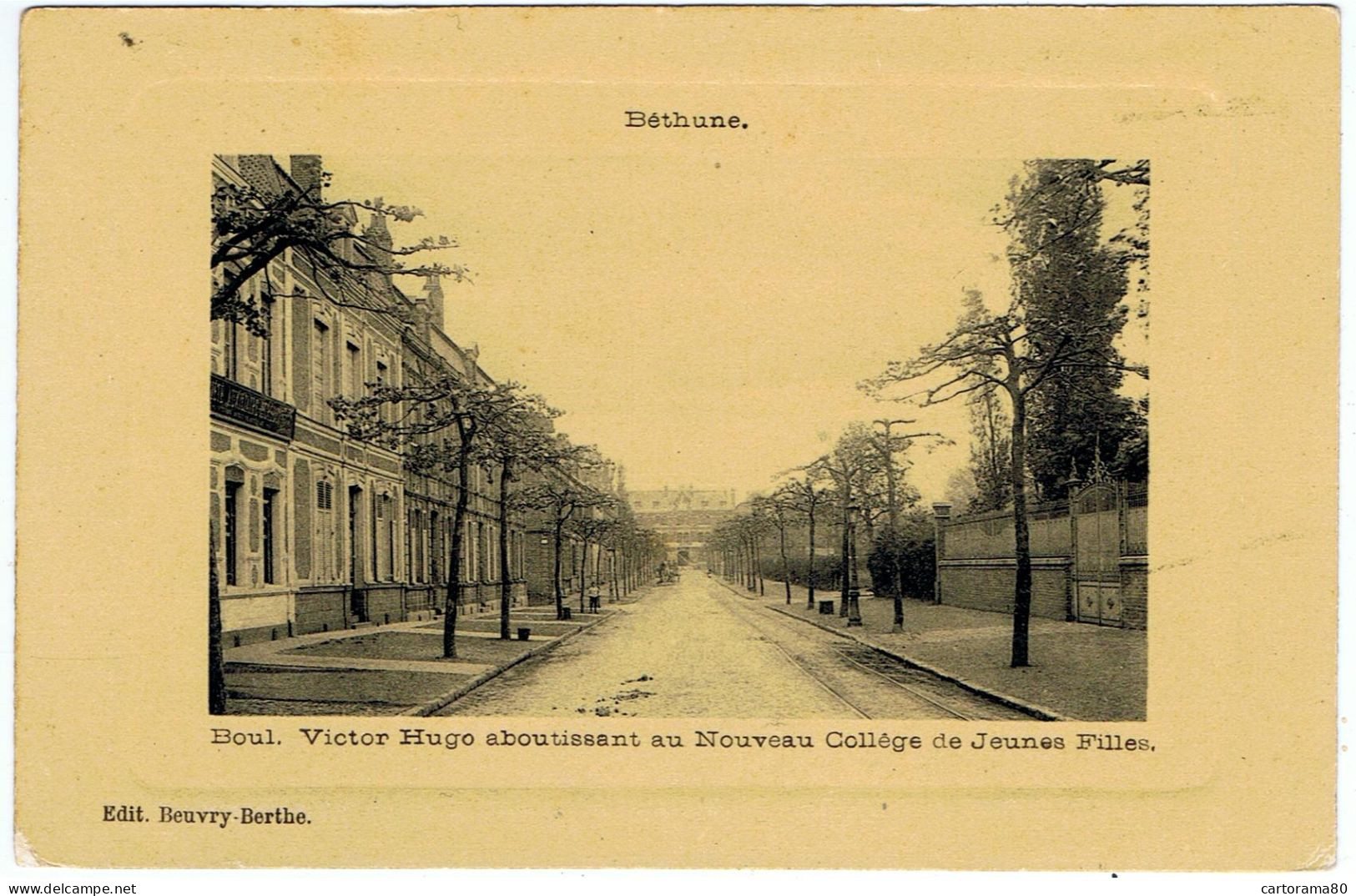 Béthune / Boulevard Victor Hugo Aboutissant Au Nouveau Collège De Jeunes Filles / Carte Embossée / Ed. Beuvry - Bethune