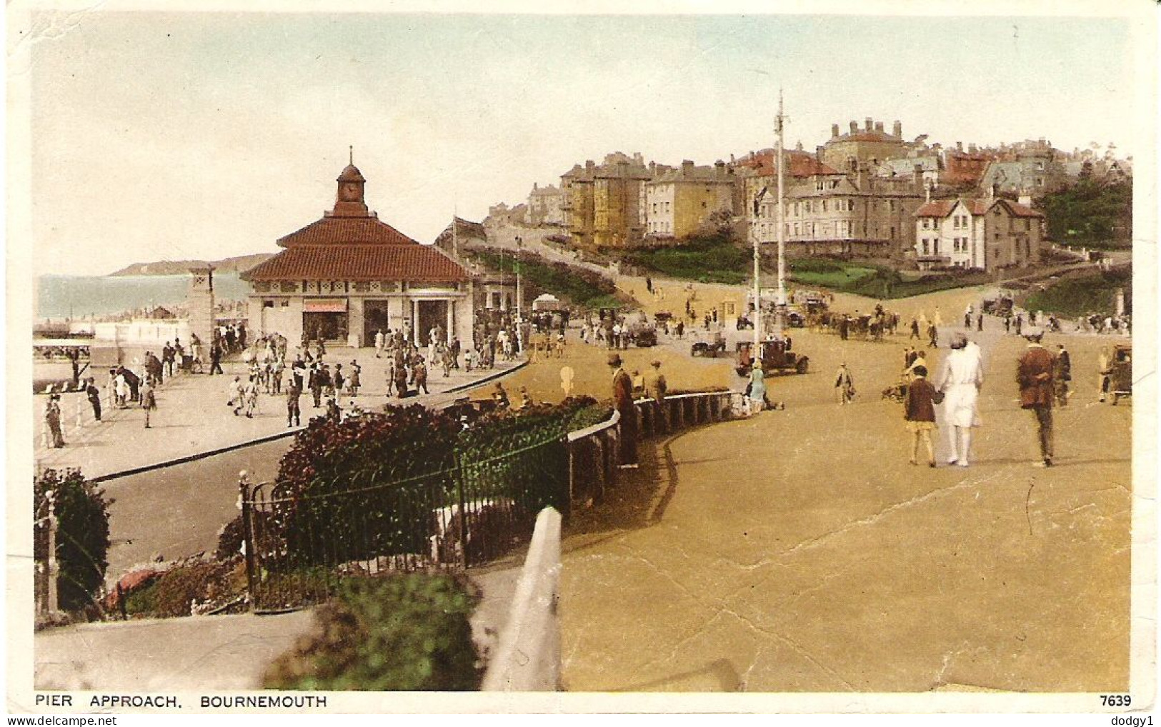 THE PIER APPROACH, BOURNEMOUTH, HAMPSHIRE, ENGLAND. UNUSED POSTCARD Ms7 - Bournemouth (hasta 1972)