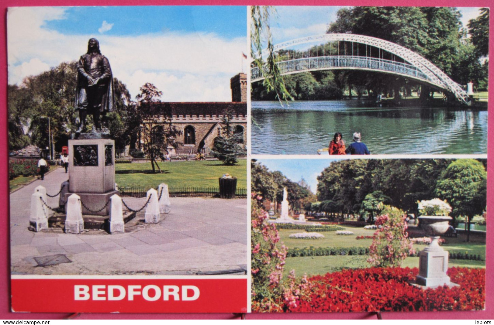 Angleterre - Bedford - John Bunyan Statue - Bedford