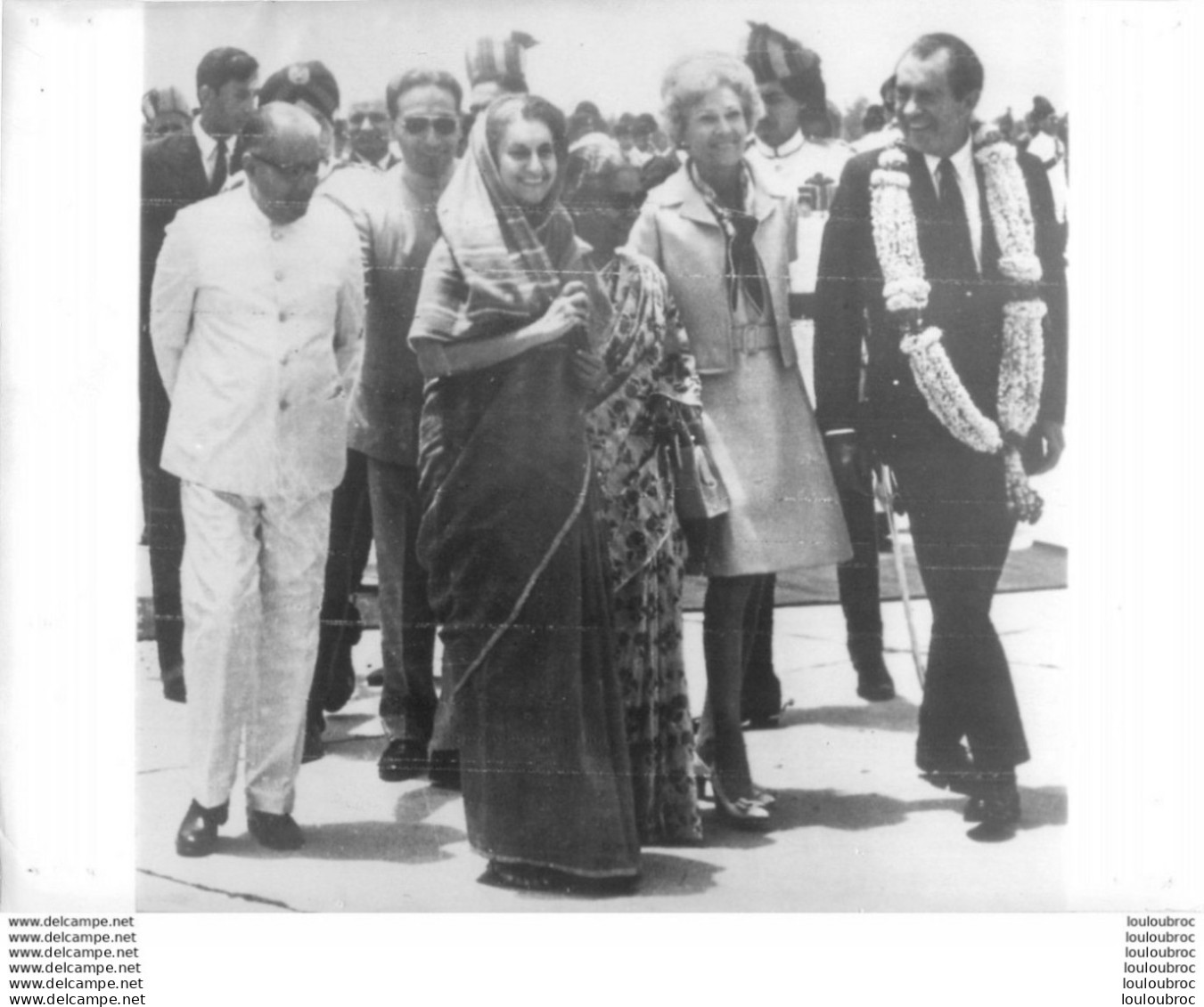 INDIRA GANDHI  AVEC LE PRESIDENT USA NIXON ET SON EPOUSE 1969 PHOTO KEYSTONE FORMAT 24 X 18 CM Ref1 - India