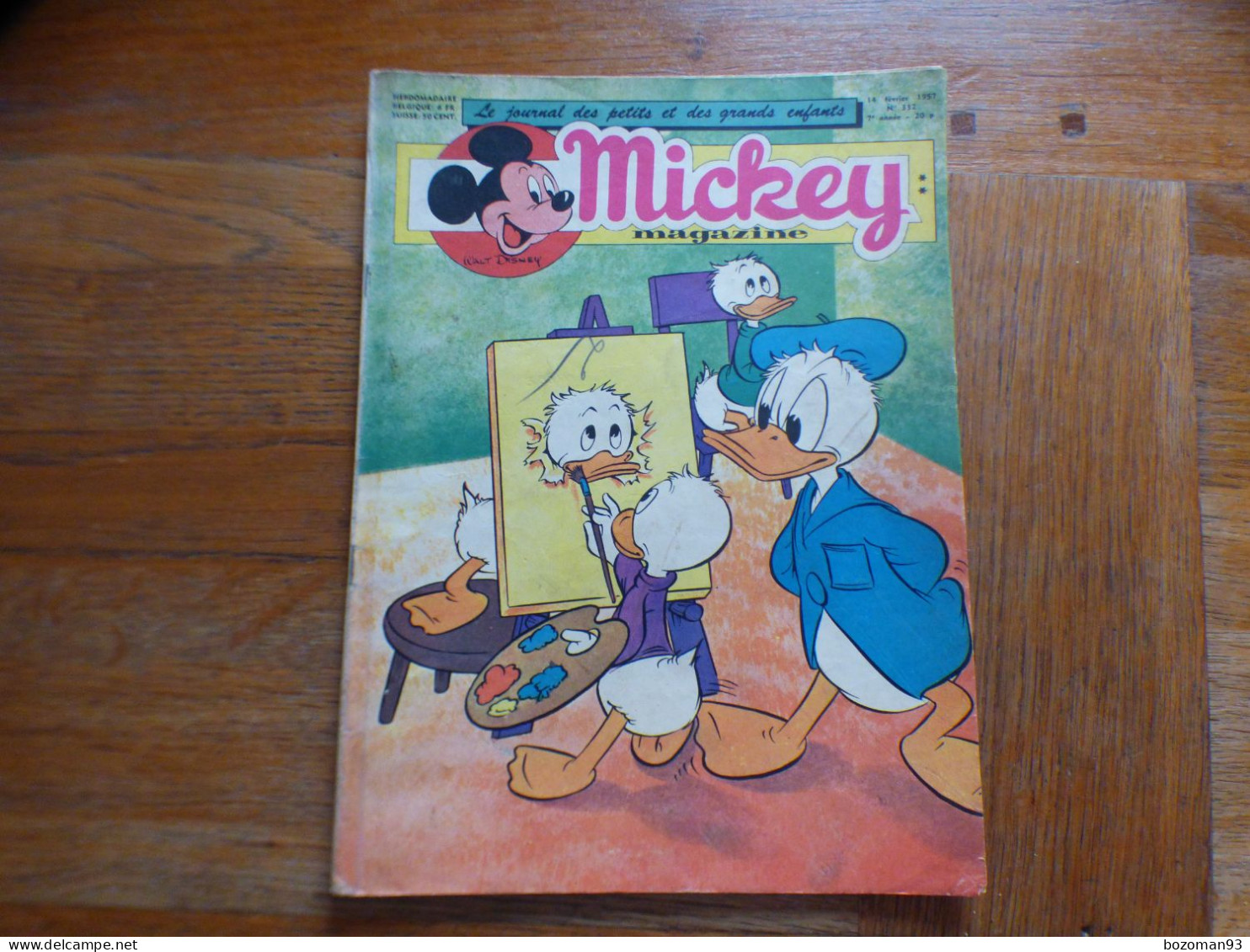 JOURNAL MICKEY BELGE  N° 332  Du  14/02/1957  COVER DONALD PROFESSEUR DE PEINTURE ET SES NEVEUX + LA FLECHE NOIRE - Journal De Mickey